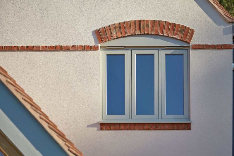 Flush sash windows