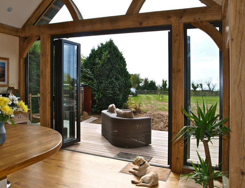 Bespoke AluK Supplier Bracknell