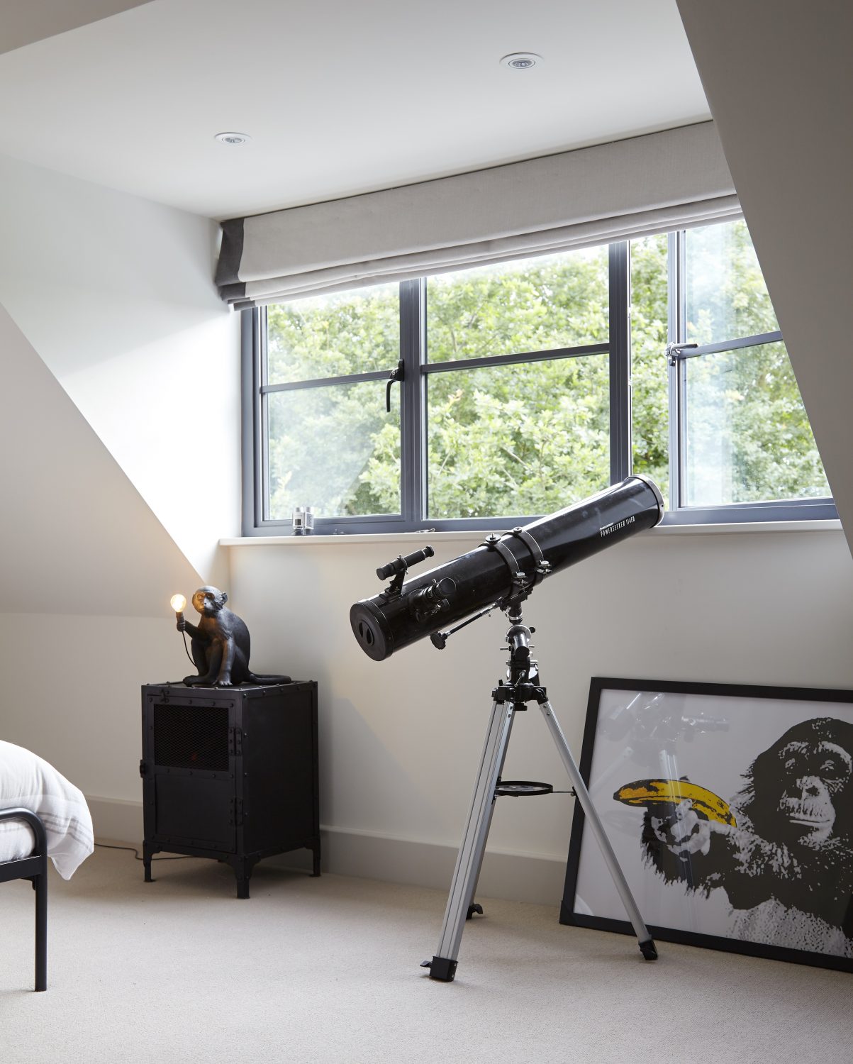 heritage windows Portsmouth with telescope